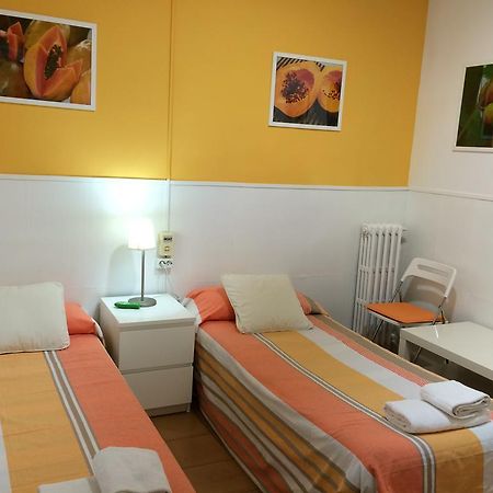 برشلونة Hostal Valls المظهر الخارجي الصورة