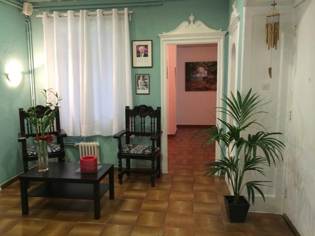 برشلونة Hostal Valls المظهر الخارجي الصورة