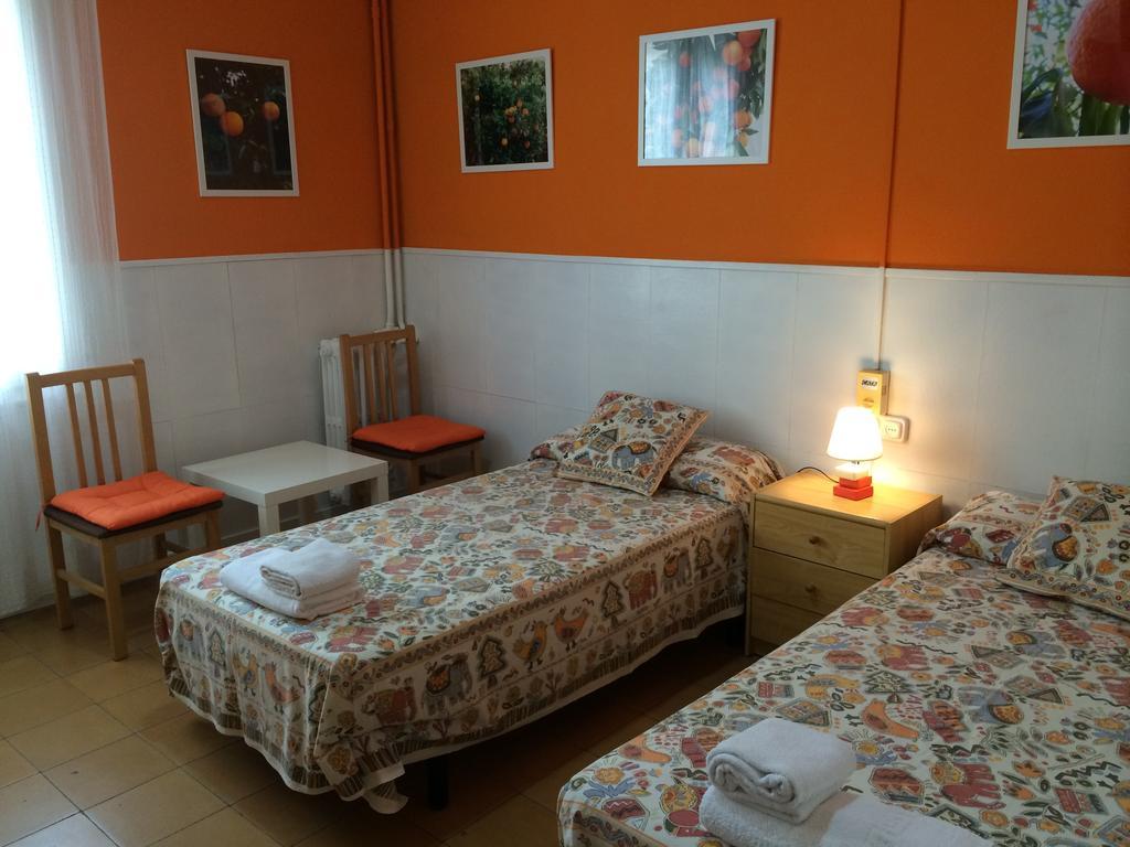 برشلونة Hostal Valls المظهر الخارجي الصورة